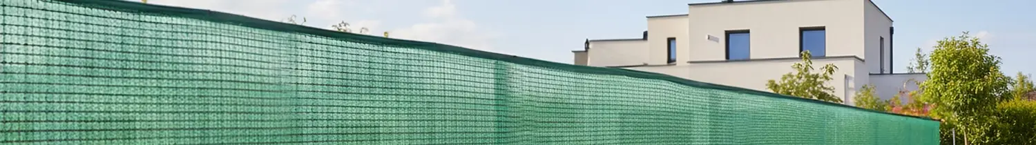 brise-vue vert foncé avec occultation